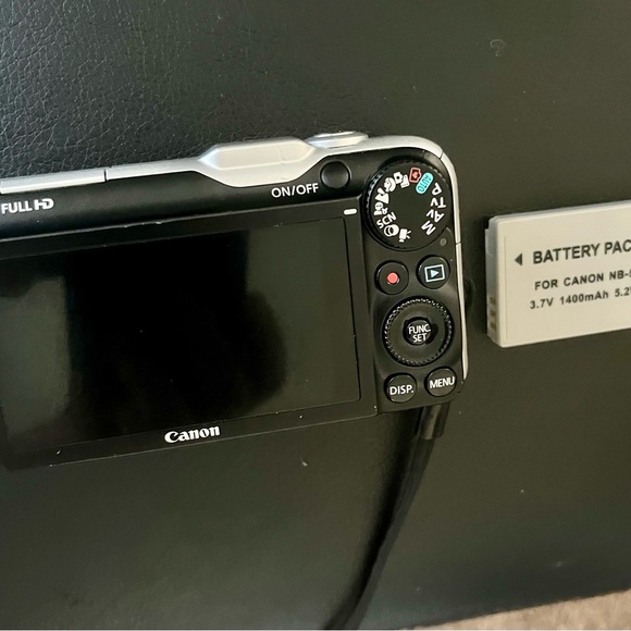 Canon PowerShot SX230 HS Black Digital Camera with one battery Pre-owned - Picture 2 of 5